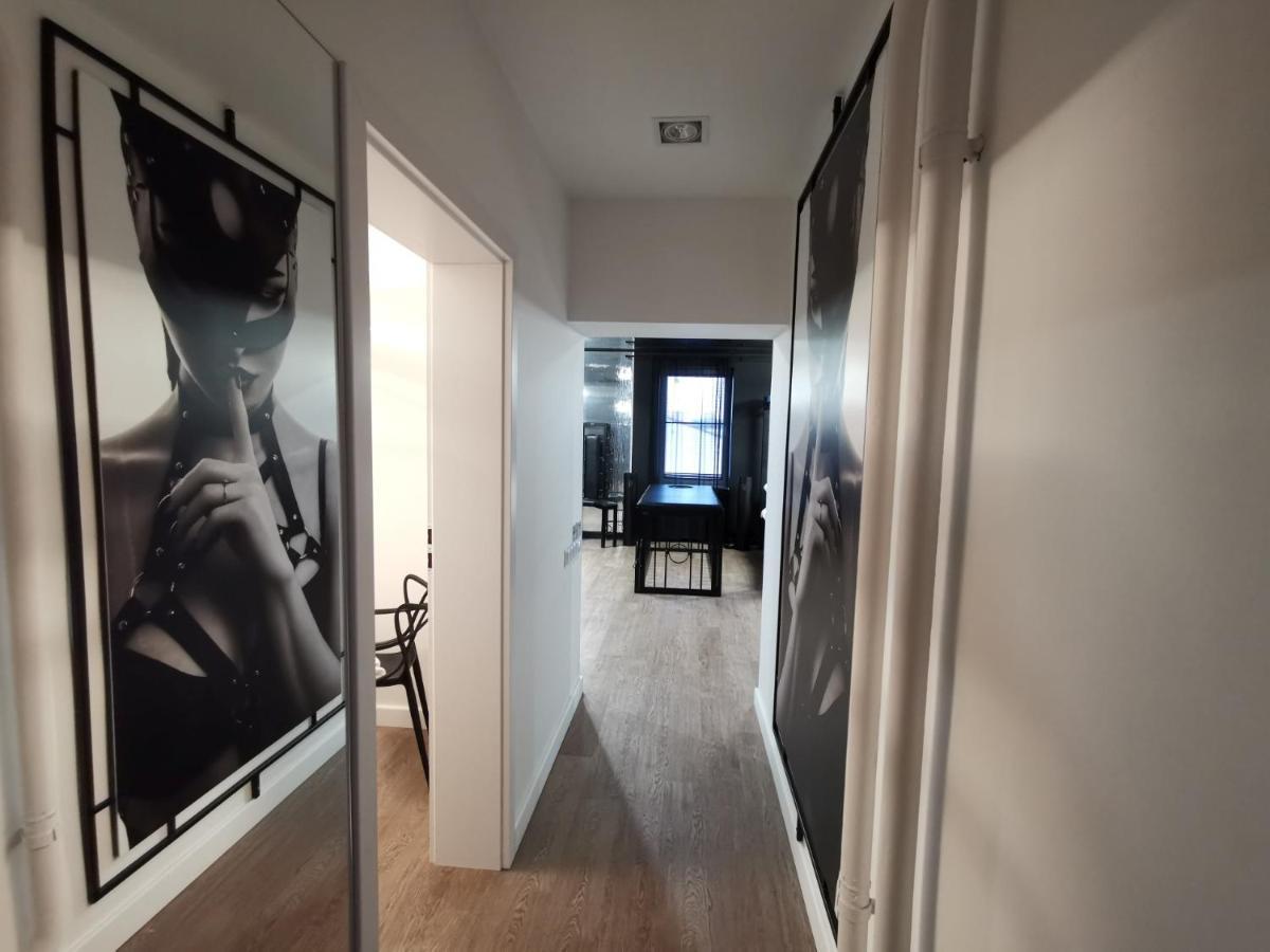 Bdsm Apartament Czestochowa Luxxx - Adults Only - Tylko Dla Doroslych Exteriör bild
