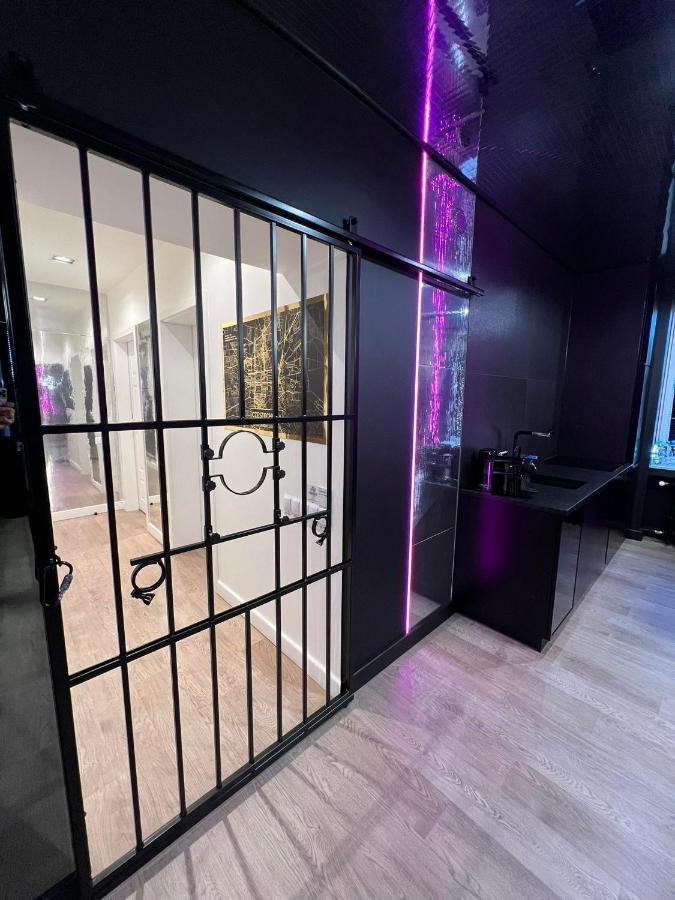 Bdsm Apartament Czestochowa Luxxx - Adults Only - Tylko Dla Doroslych Exteriör bild